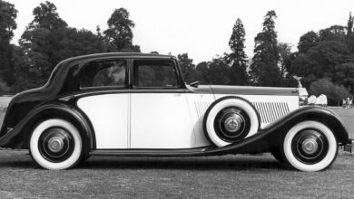 Luxury car