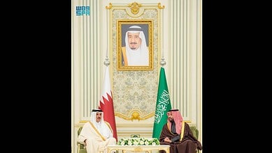 Sheikh Tamim bin Hamad Al Thani (Left) with Mohamed Bin Salman (Right)