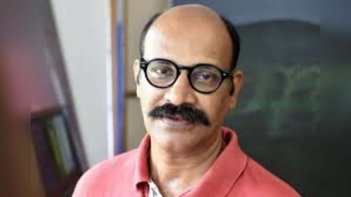 Noted artist Tom Vattakuzhy