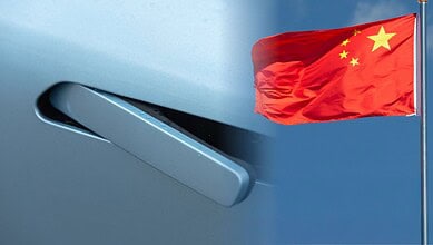 Hidden door Handle and China Flag