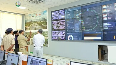 Cyberbad Commissioner reviews advanced traffic monitoring systems