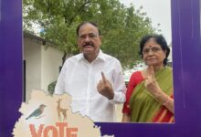 Ex Vice-President, Tripura Governor cast votes in Hyderabad
