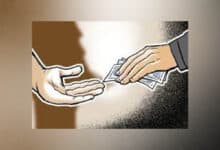 Hyderabad: GHMC officials caught taking Rs 1.5 bribe for building permission