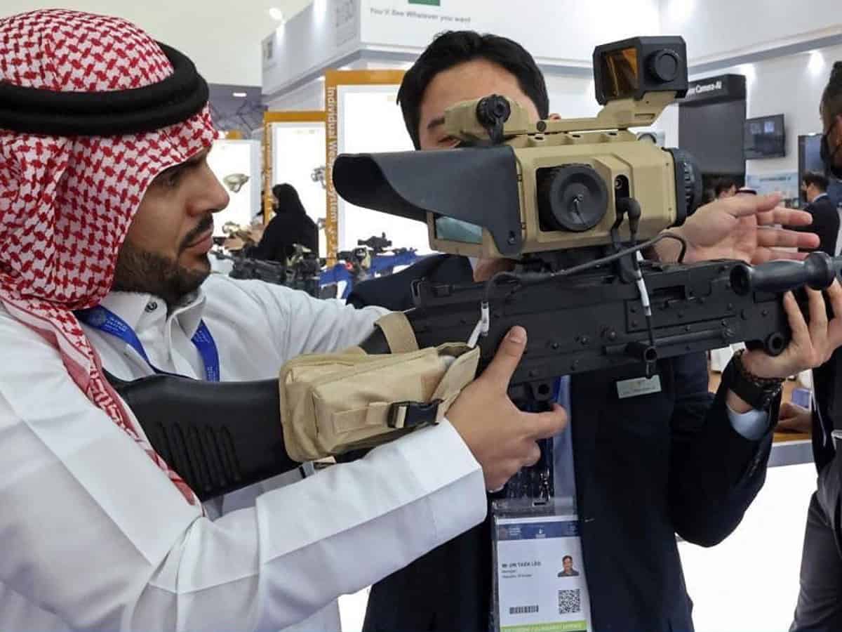 Saudi Arabia inks 22 deals with local, foreign defence firms