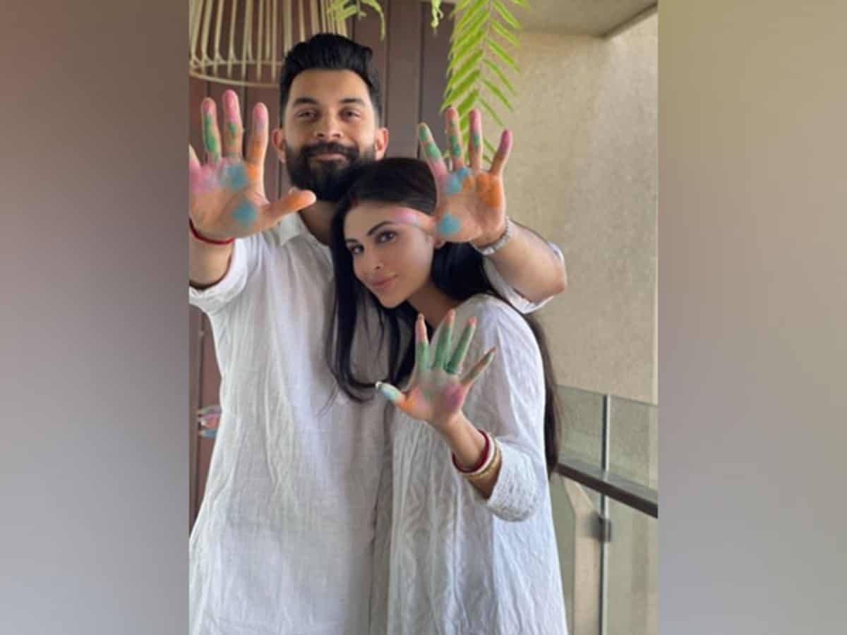In pics: Mouni Roy's first Holi with Suraj Nambiar