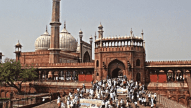 Delhi: Seven detained near Jama Masjid, Friday prayers go on peacefully