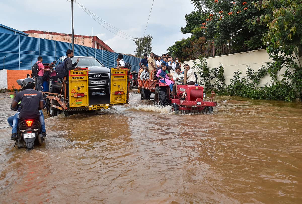 13 killed in Karnataka due to heavy rain
