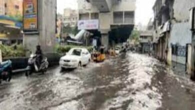 Heavy rains lash parts of Hyderabad; Rajendranagar floating