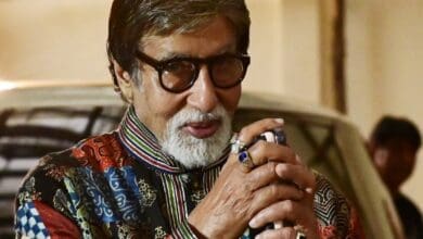 Video of Amitabh Bachchan's security guard pushing photographer goes viral
