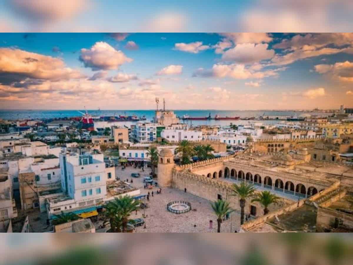 Tunisia reports sharp rebound in foreign tourist arrivals in 2022