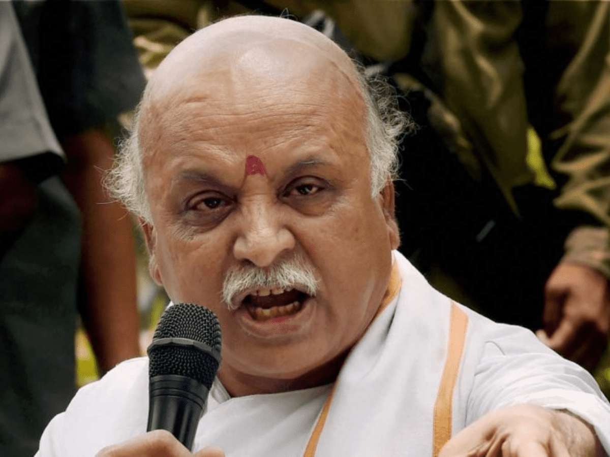 Togadia calls to replace Mosques with Temples in Mathura, Varanasi