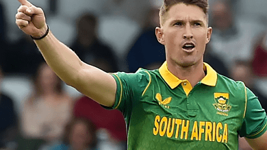 Pretorius retires from international cricket to focus to T20s