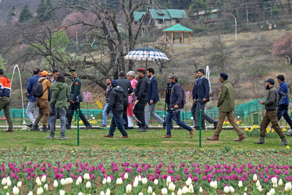 Manoj Sinha walking along with his security cover in Asias Largest Tulip Garden in Srinagar 1