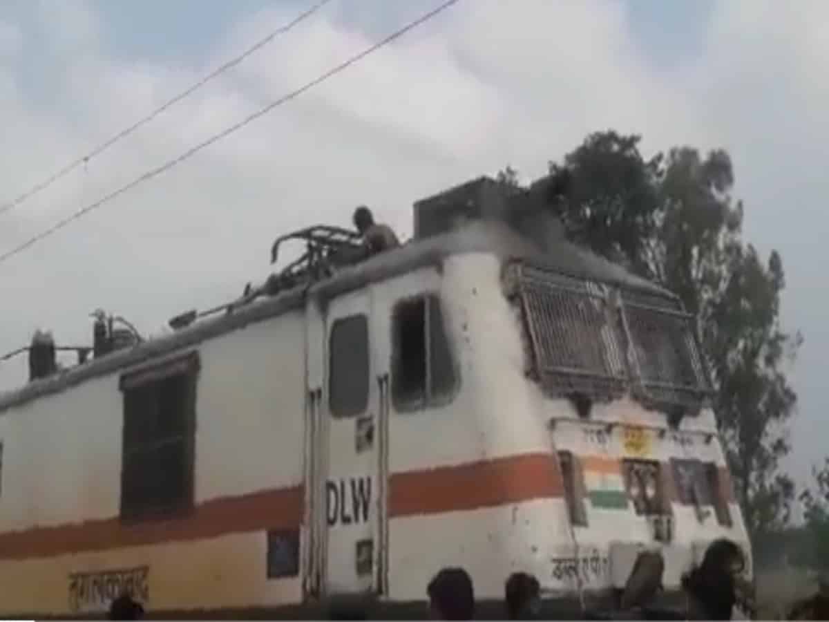 Video: UP man critically injured after touching electric wire on train rooftop