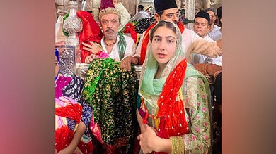 Sara Ali Khan offers prayers at Ajmer Sharif Dargah