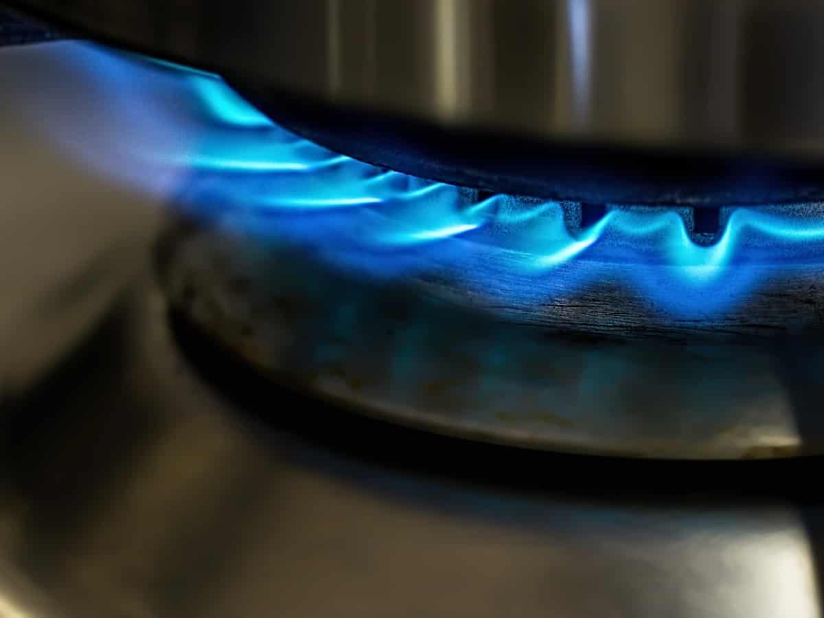 Gas stoves raise indoor benzene levels above secondhand smoke