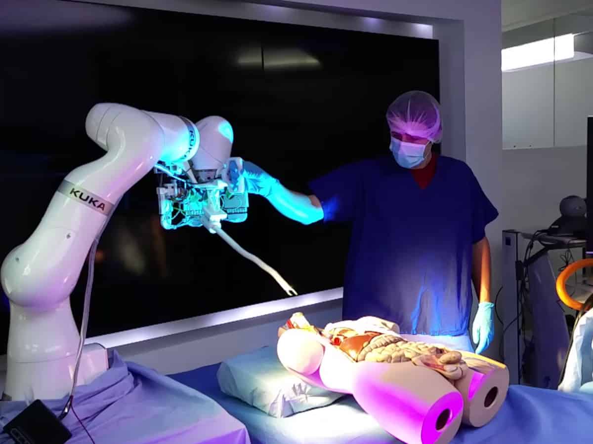 Medical robotic market set to witness 8% CAGR by 2030: Report