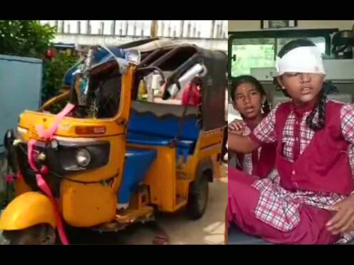 Telangana: Auto loaded with school children overturns; several injured