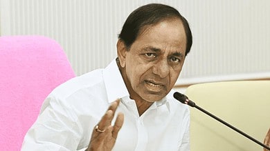 Telangana polls: KCR steps attack on Cong for opposing BRS's pro-farmer schemes