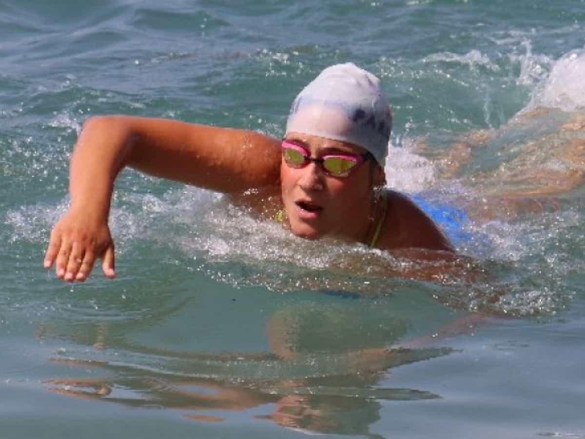 Aysu Turkoglu becomes first Turkish woman to swim across North Channel