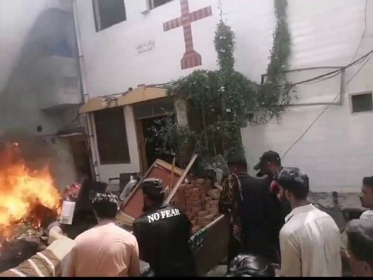UAE condemns burning of churches, homes in Pakistan