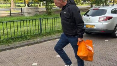 Far-right Dutch extremist Edwin Wagensfeld desecrates copy of Quran