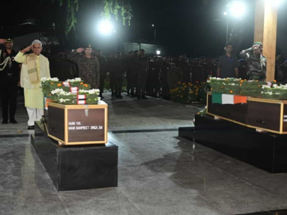J-K LG pays tributes to Army officers killed