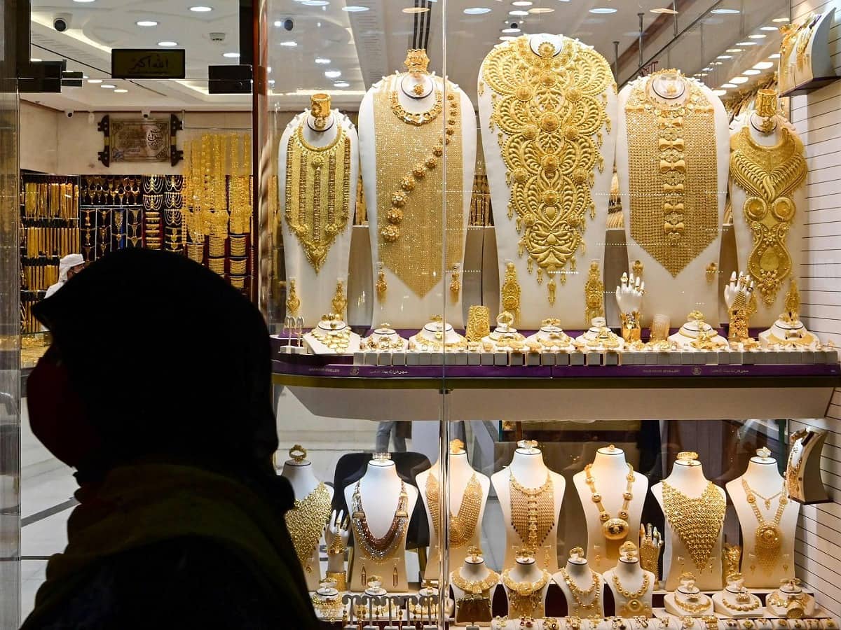 Gold rates in Dubai shoot up; know prices here