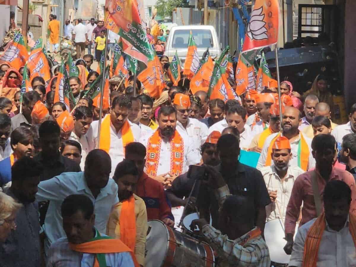 Telangana Assembly polls: Raja Singh launches election campaign