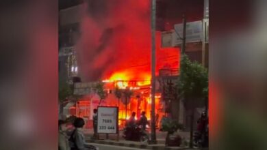 Massive fire in firecracker shop near Sun City