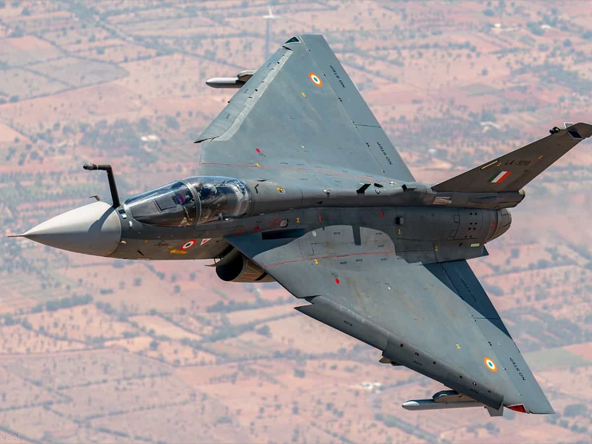Tejas aircraft, Dhruv helicopter to perform in Dubai Air Show