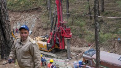 Uttarakhand tunnel rescue: Rescue shaft reaches 20 mts on 1st day