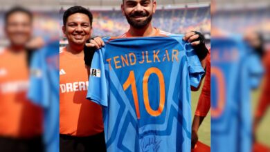 Prized possession for Kohli: Tendulkar gifts him iconic No. 10 jersey