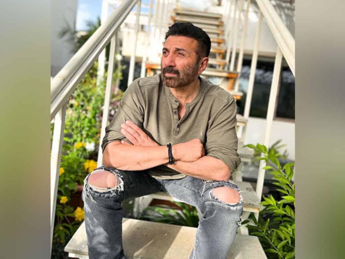 'Afwaahon ka Safar': Sunny Deol reacts to his drunk viral video