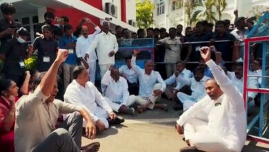 'Stifling our voices': BRS MLAs protest outside Telangana Assembly