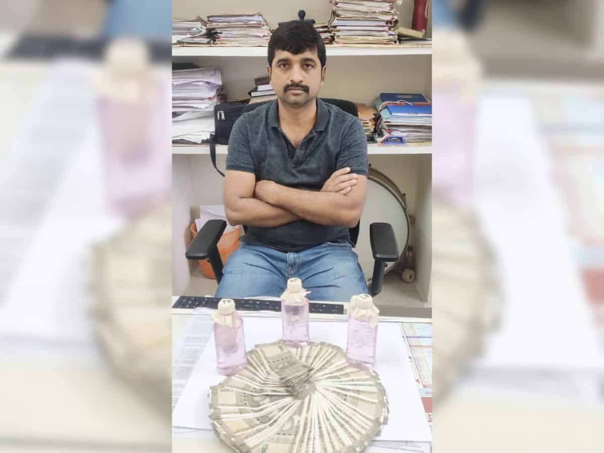 Electricity official demands bribe to process bill man's salary in Hyderabad
