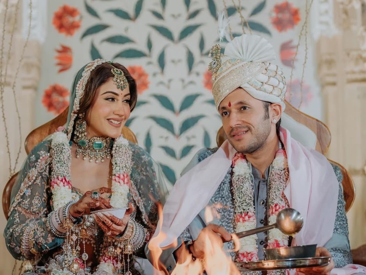 Surbhi Chandna and Karan Sharma shared their first wedding pics