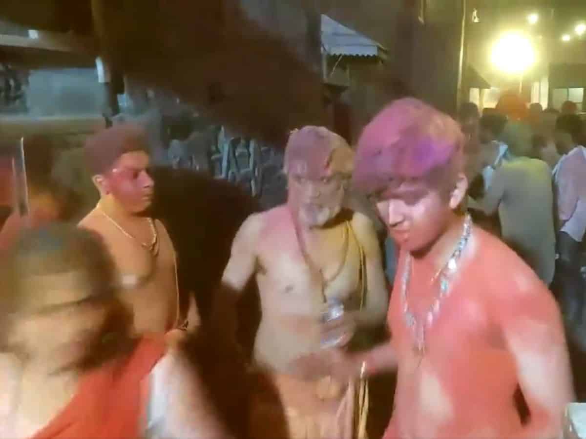 MP: Fire breaks out during at Ujjain's Mahakal temple, 13 injured