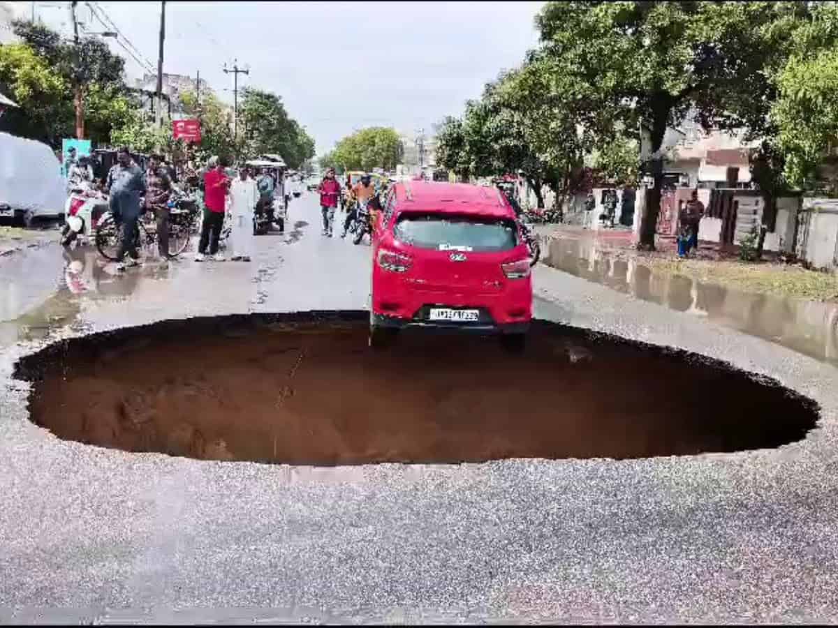UP: Road collapses in Lucknow creating massive crater, no injuries