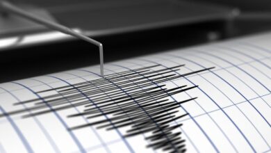 6.9-magnitude earthquake rocks Japan