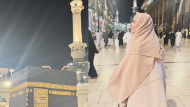 Hania Aamir performs her first Umrah in Ramzan, says 'Blessed'