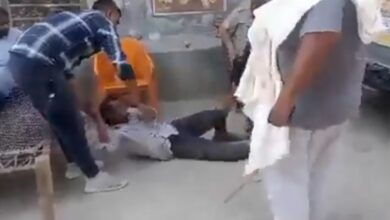 Nuh violence accused Bittu Bajrangi thrashes man in police presence