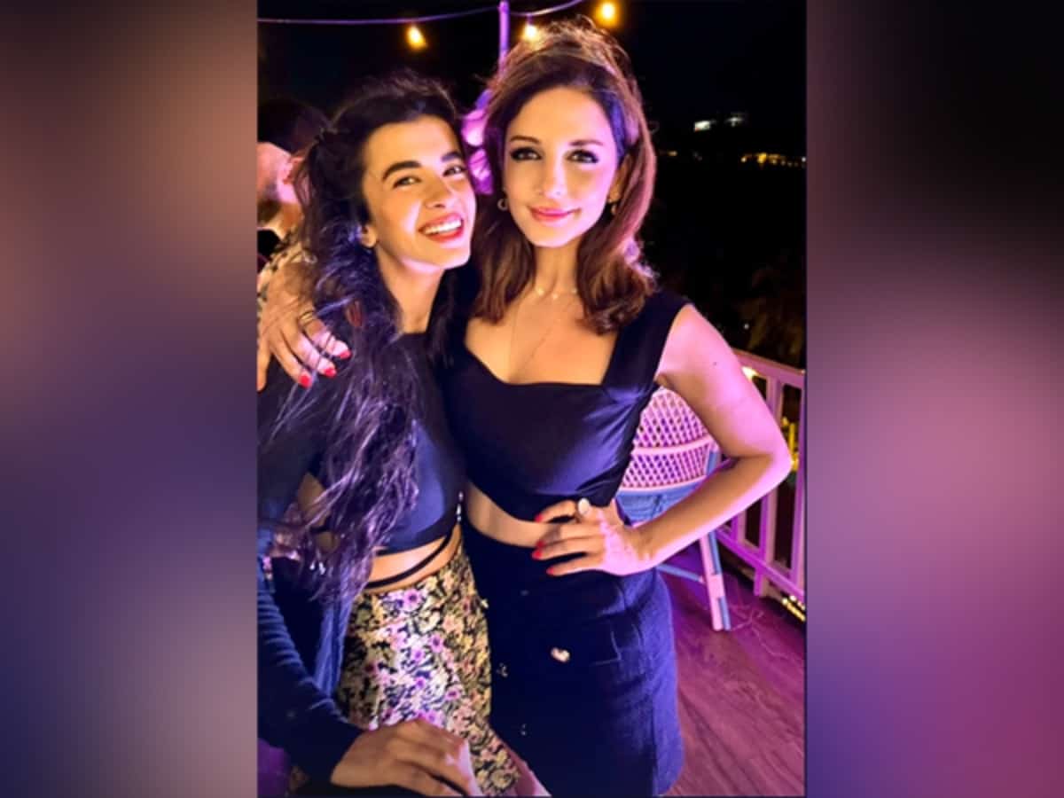 Hrithik Roshan's girlfriend Saba Azad poses with his ex-wife Sussanne Khan