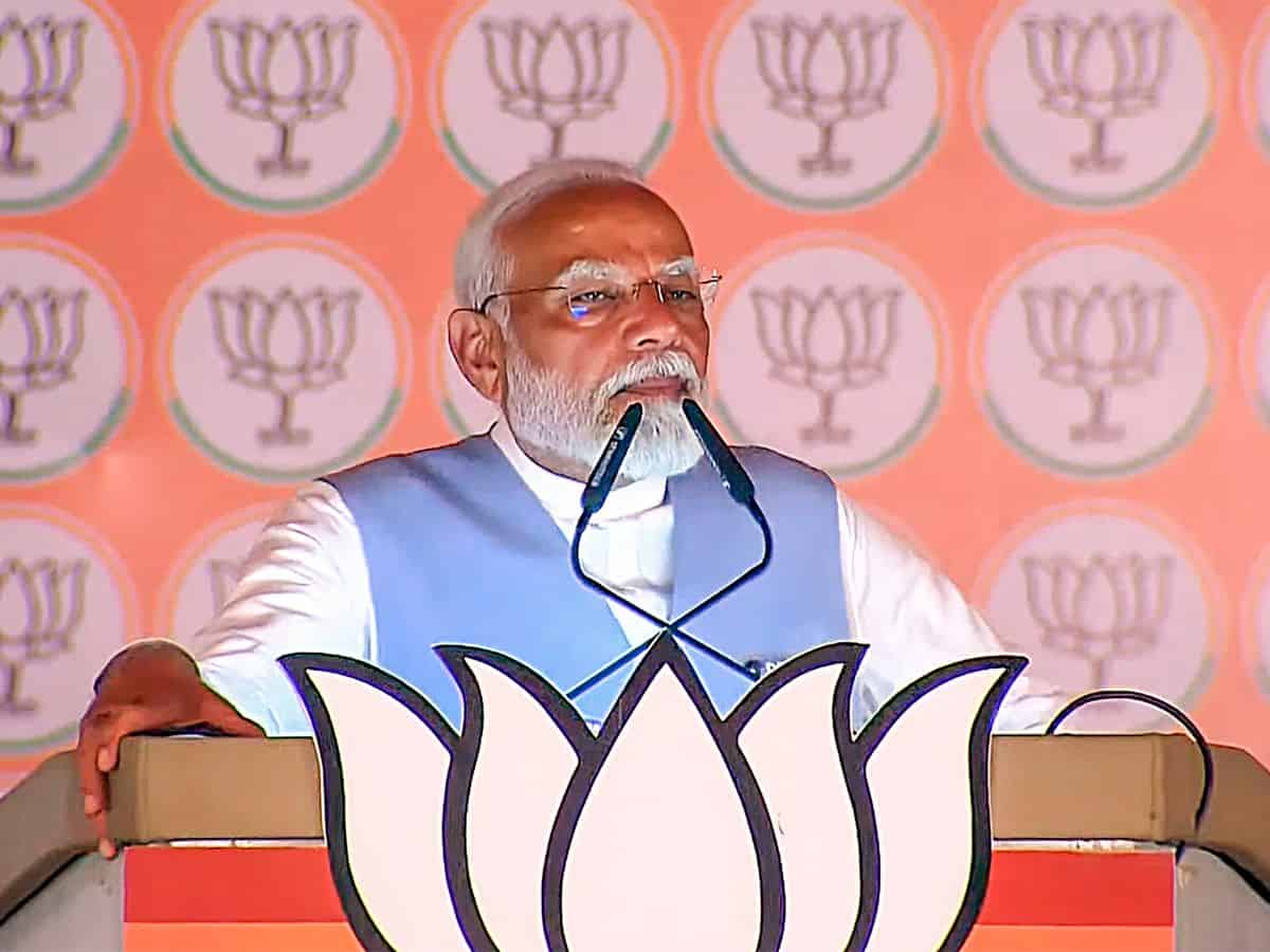 SP, Cong to gift people's property to 'vote jihad' supporters: PM