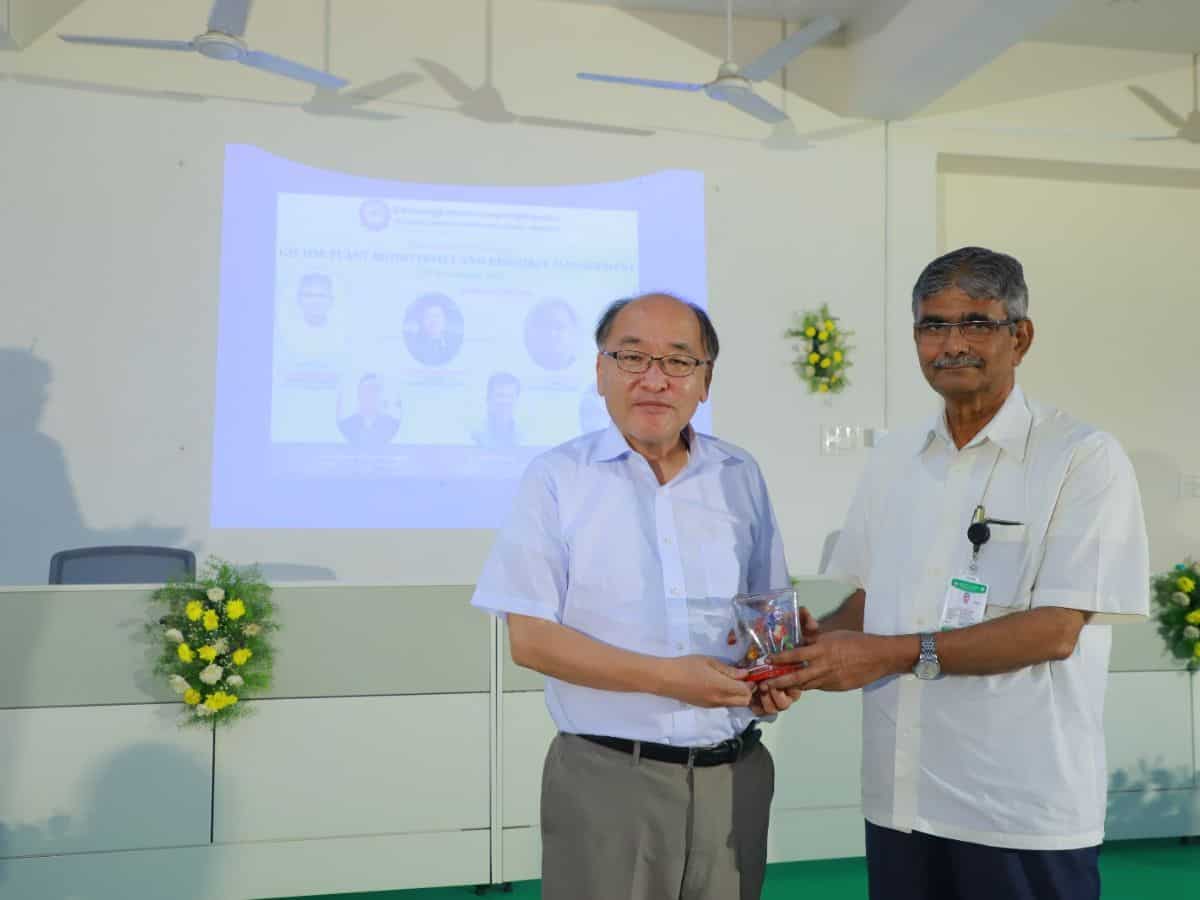 The vice-chancellor of Sri Konda Laxman Telangana Horticultural University says that the Internet of Things (IoT) will be the future of horticulture.