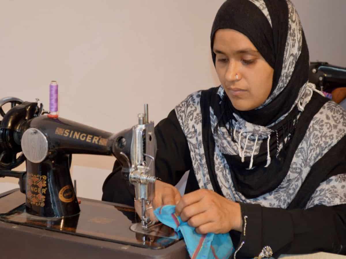 Telangana govt to distribute free sewing machines in Wanaparthy on March 2