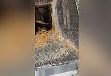 unhygenic machinery found at food manufacturing unit in Katedan